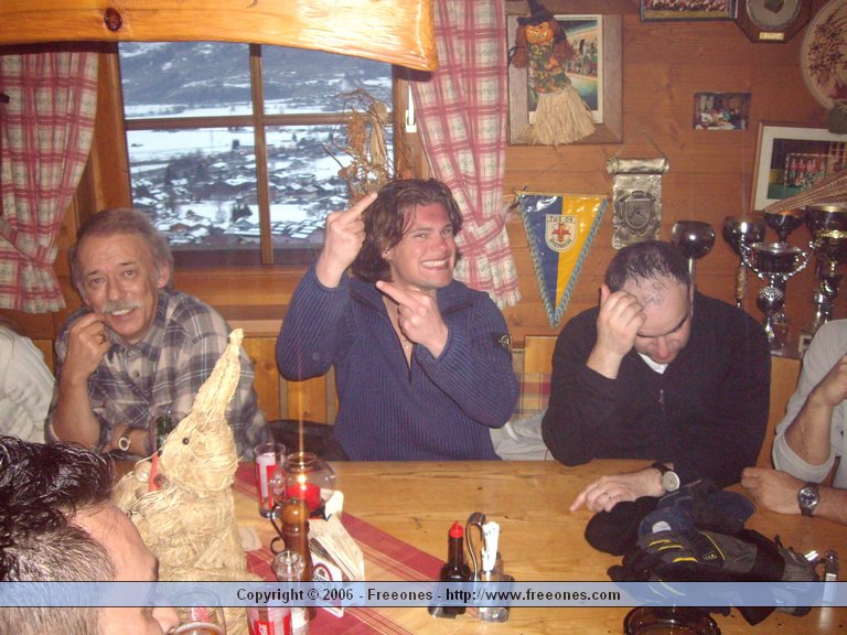 SnowGathering 409.jpg